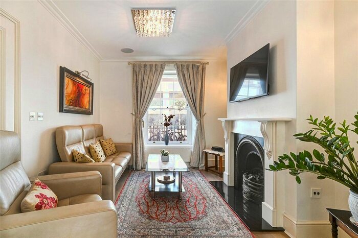 3 Bedroom Property To Rent In Gillingham Street, Westminster, SW1V