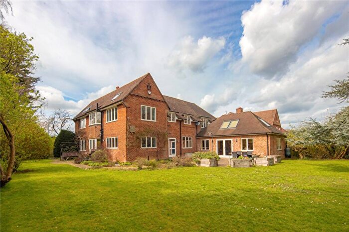 5 Bedroom Detached House For Sale In Barrow Road, Cambridge, CB2