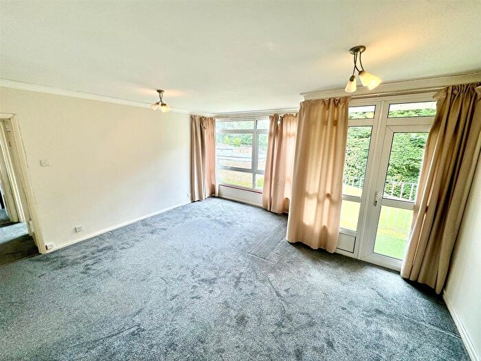 2 Bedroom Flat To Rent In Nursery Road, Pinner, HA5