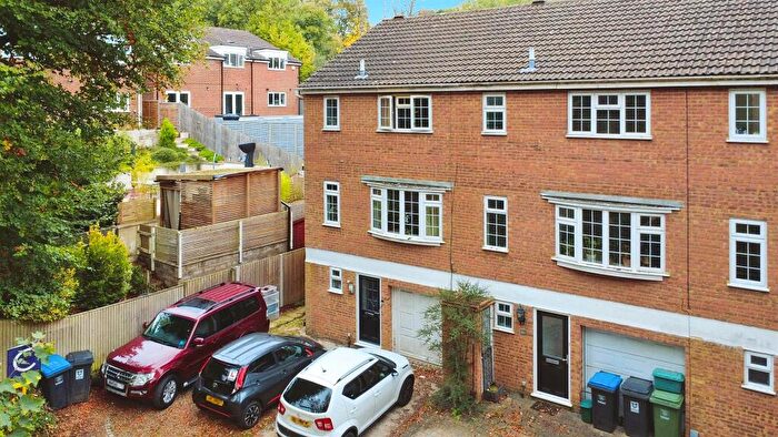 3 Bedroom End Of Terrace House For Sale In Glendale, Hemel Hempstead, HP1