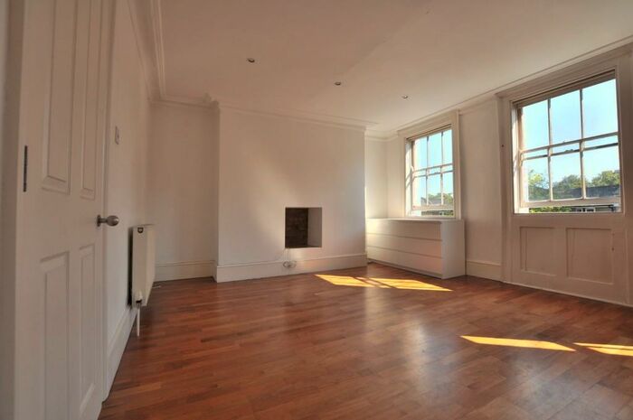 1 Bedroom Flat To Rent In Hackney Road, London, E2