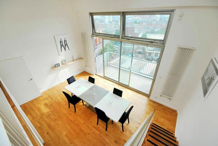 1 Bedroom Flat To Rent In Peterborough Road, South Park, London, SW6