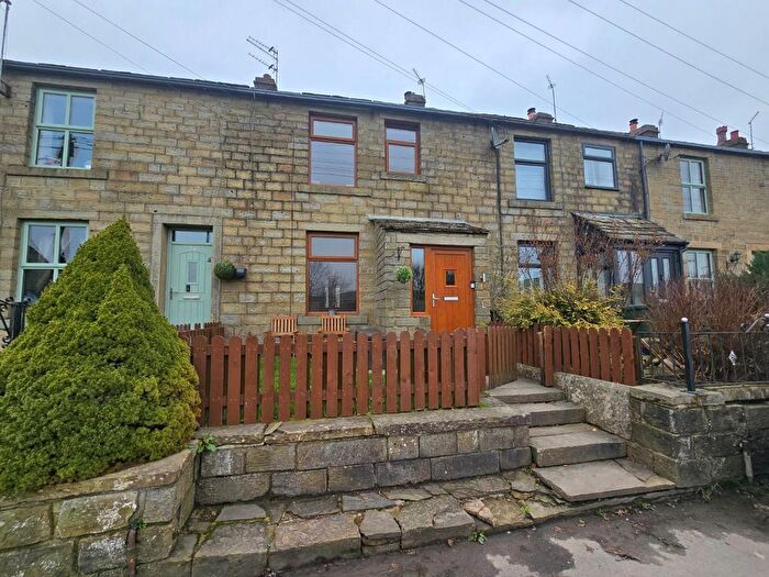 2 Bedroom Cottage For Sale In Dean Lane, Rossendale, BB4