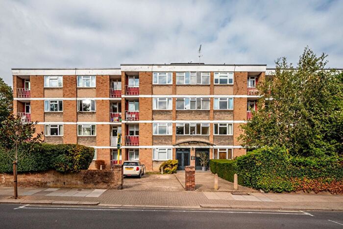 Studio For Sale In Keswick Road, Putney, London, SW15