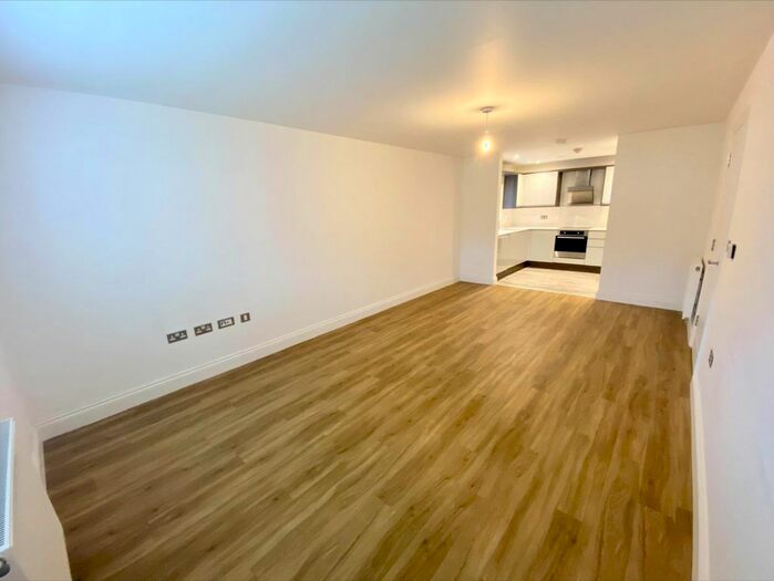 1 Bedroom Flat To Rent In South Road, Luton, LU1