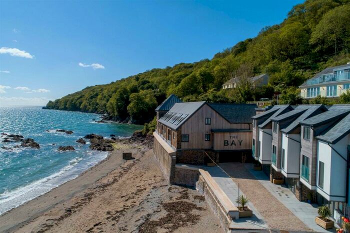 3 Bedroom Apartment For Sale In Cawsand, PL10