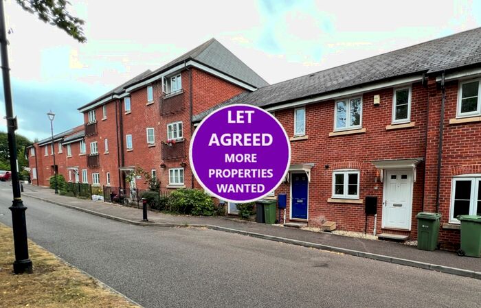 3 Bedroom Terraced House To Rent In Fleming Way, Exeter, EX2