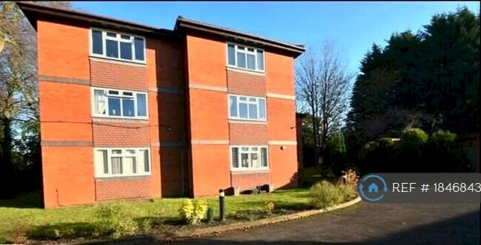 2 Bedroom Flat To Rent In Woodbourne Court, Sale, M33