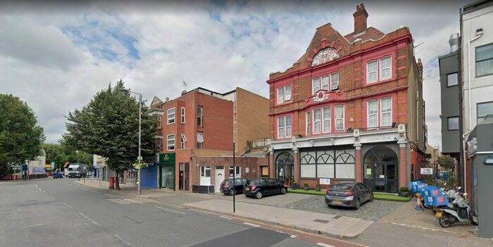 Studio To Rent In Uxbridge Road, Ealing, W13