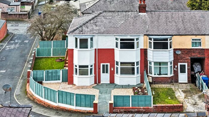 4 Bedroom End Terrace House For Sale In Coldstream Place, Blackburn, BB2