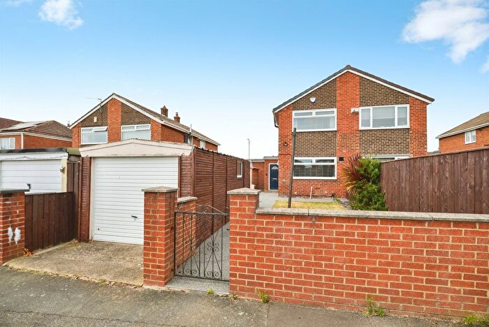 3 Bedroom Semi-Detached House For Sale In Washington Grove, Stockton-On-Tees, TS20