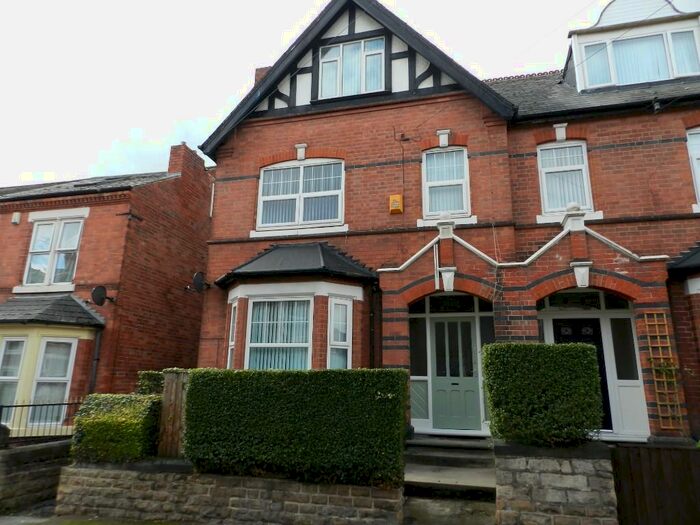 5 Bedroom Town House To Rent In Burford Road, Nottingham, Nottinghamshire, NG7