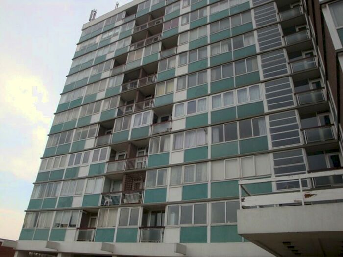 2 Bedroom Apartment For Sale In Kenilworth Court, Coventry, CV3