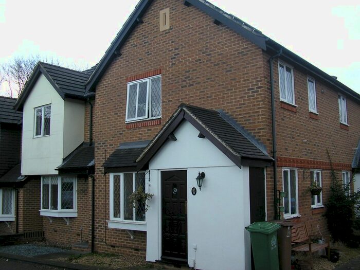 1 Bedroom End Of Terrace House To Rent In Sevenoaks Close, Sutton, SM2