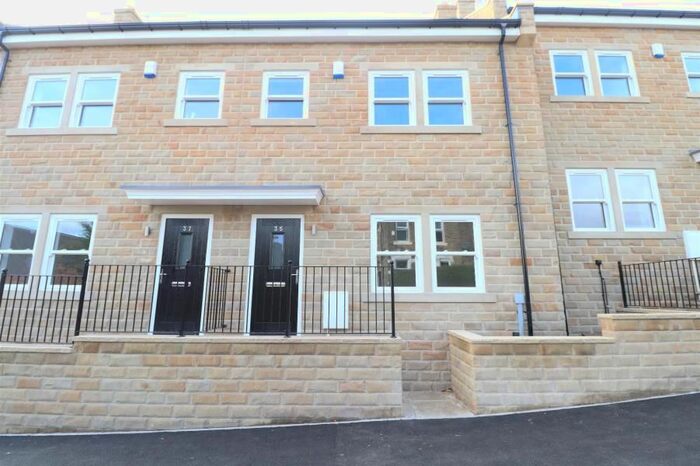 3 Bedroom Terraced House To Rent In Plot Fartown, Pudsey, Leeds, LS28