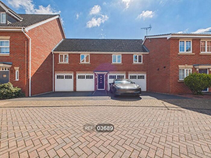 2 Bedroom Coach House To Rent In Balshaw Way, Chilwell, Beeston, Nottingham, NG9