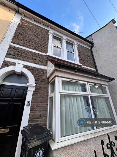 4 Bedroom Terraced House To Rent In Roman Road, Bristol, BS5