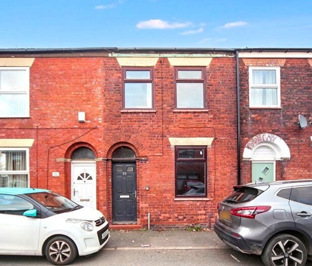 4 Bedroom Terraced House For Sale In Lodge Road, Atherton, Manchester, M46