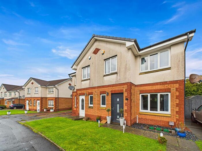 3 Bedroom Semi-Detached House For Sale In Whitacres Road, Glasgow, G53