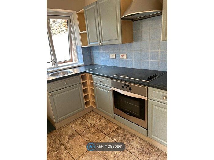 3 Bedroom End Terrace House To Rent In Chardsmead Road, Bridport, DT6