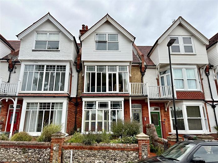 3 Bedroom Flat For Sale In Vicarage Road, Eastbourne, East Sussex, BN20