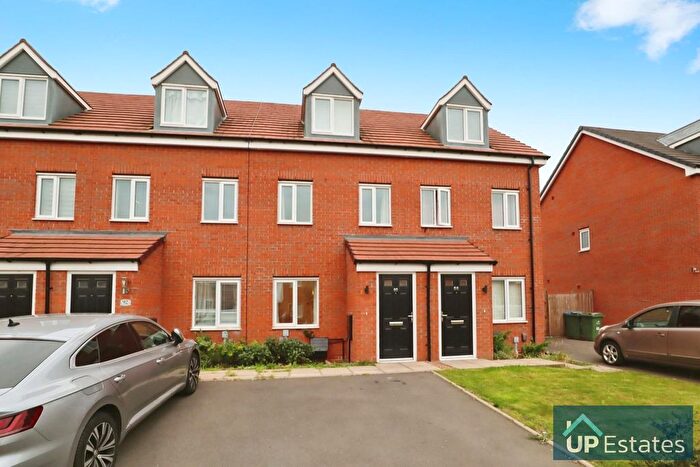 3 Bedroom Town House To Rent In Paragon Way, Coventry, CV6