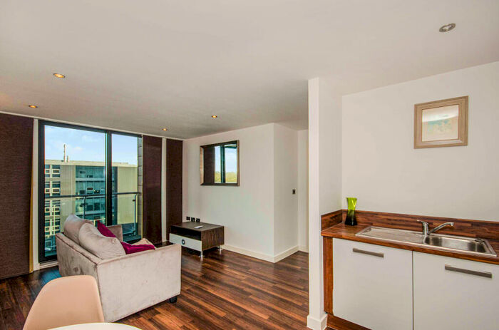 1 Bedroom Apartment To Rent In Fitzwilliam Street, Barnsley, S70