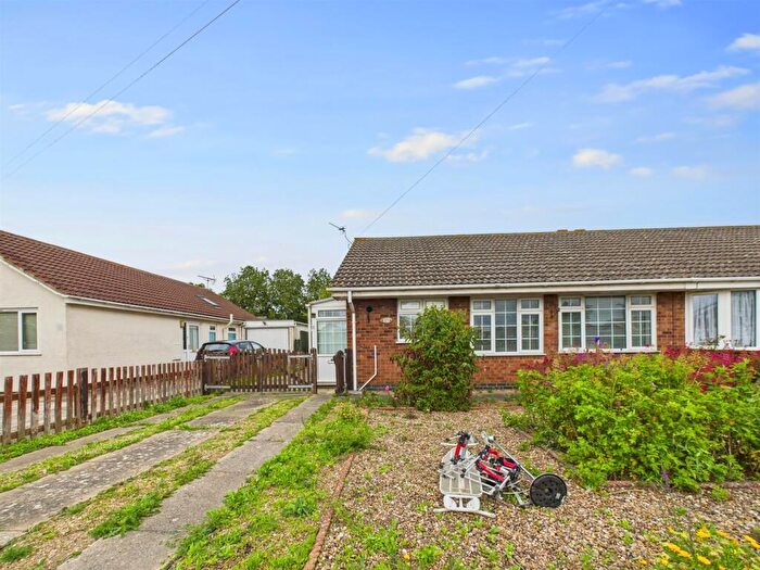 2 Bedroom Semi-Detached Bungalow For Sale In Ivel Grove, Mablethorpe, LN12