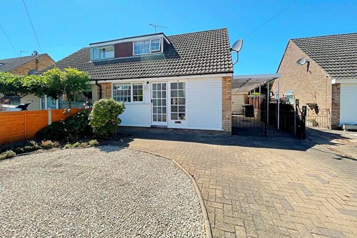 3 Bedroom Semi-Detached House To Rent In Othello Close, Woodlands, Rugby, CV22