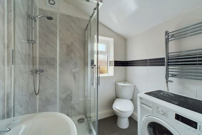 2 Bedroom Flat To Rent In Addycombe Terrace, Newcastle Upon Tyne, NE6
