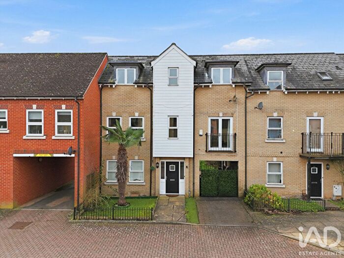 4 Bedroom Terraced House For Sale In Cavell Drive, Bishop's Stortford, CM23