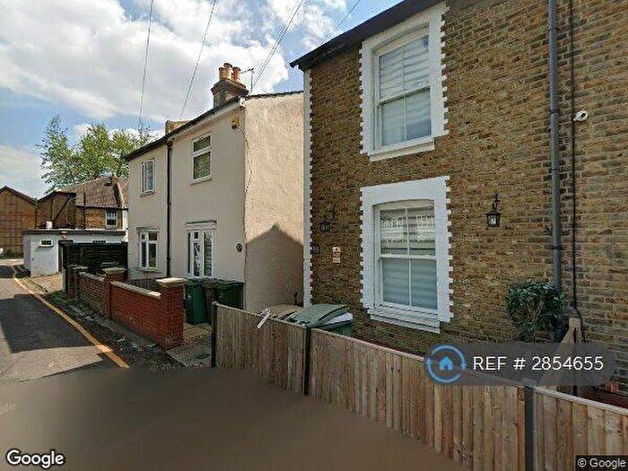 2 Bedroom Semi Detached House To Rent In Crown Road, Sutton, SM1
