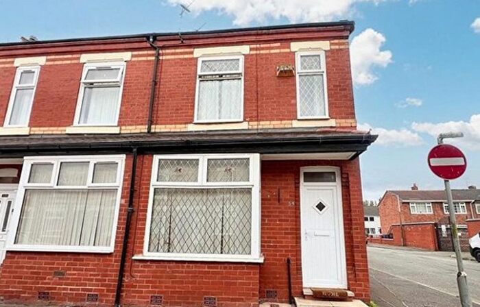 2 Bedroom Terraced House To Rent In Romney Street, Salford, M6