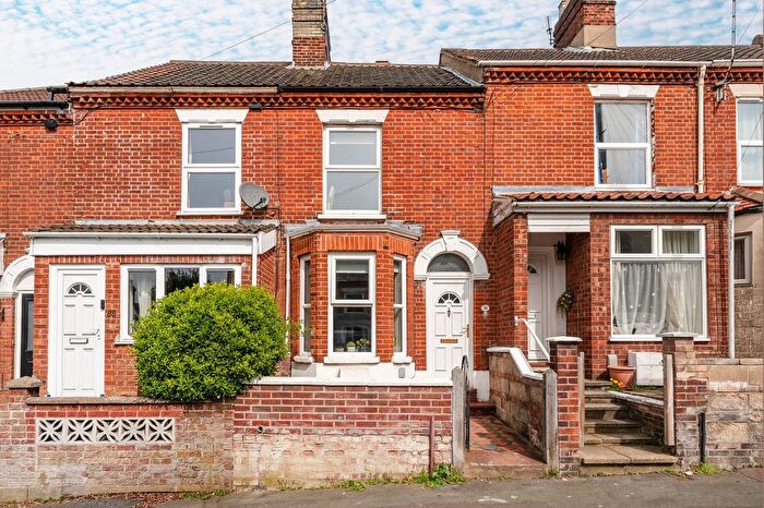 2 Bedroom Terraced House For Sale In Knowsley Road, Norwich, NR3