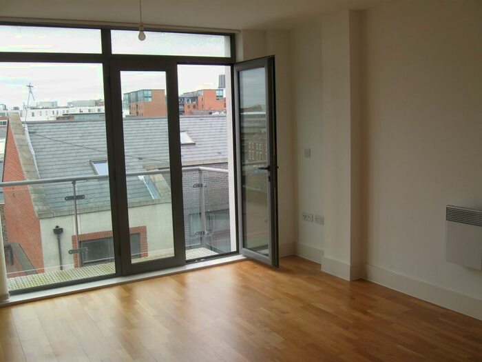 1 Bedroom Flat To Rent In Circle, Henry Street, Liverpool, L1