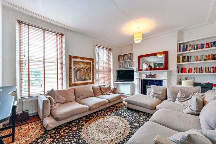 2 Bedroom Flat To Rent In Agar Grove, Camden, London, NW1