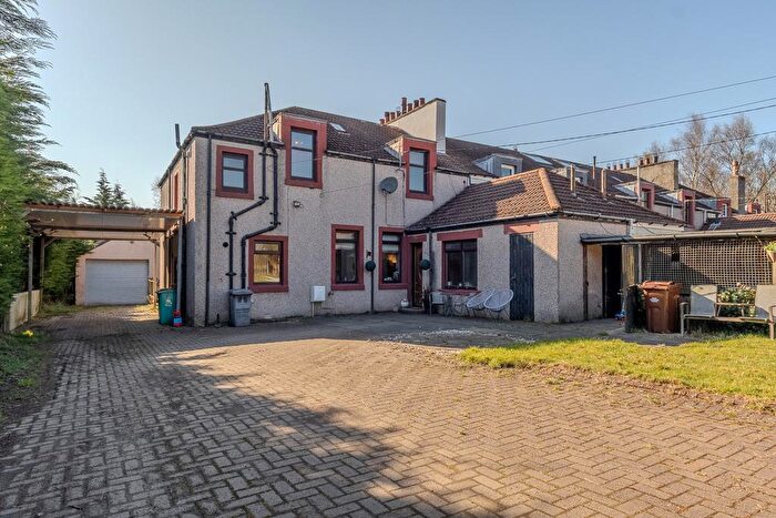 5 Bedroom End Of Terrace House For Sale In Woodhead Road, Chryston, Glasgow, G69