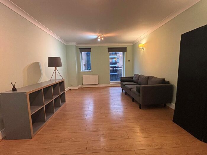 2 Bedroom Flat To Rent In Tavistock Road, Croydon, CR0