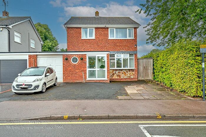 3 Bedroom Detached House For Sale In Gilpin Crescent, Pelsall, Walsall, WS3