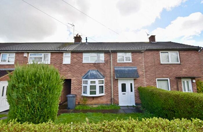 3 Bedroom Semi-Detached House To Rent In Keyham Lane, Leicester, LE5