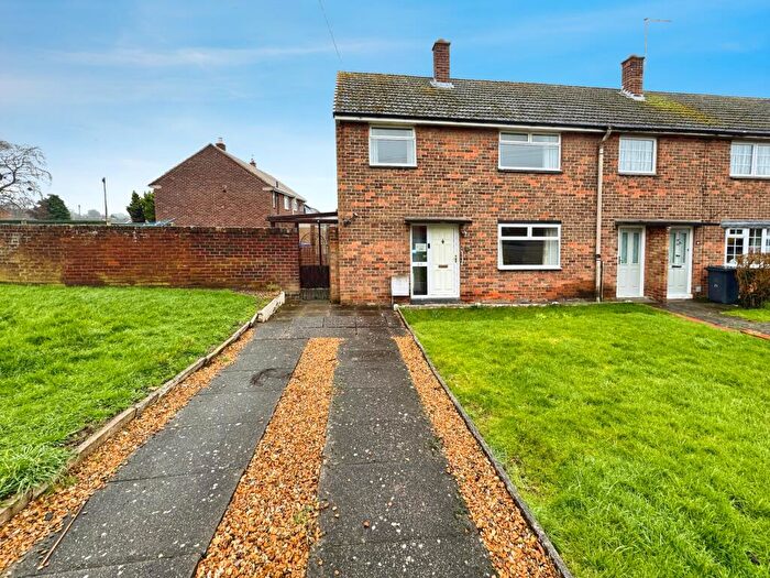 3 Bedroom End Of Terrace House For Sale In Hawthorn Avenue, Stapenhill, Burton-on-Trent, DE15