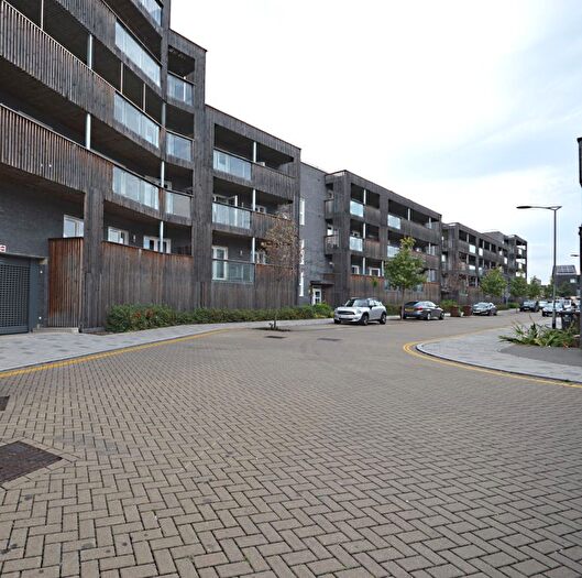 1 Bedroom Flat To Rent In Samuel Garside House, Barking, IG11