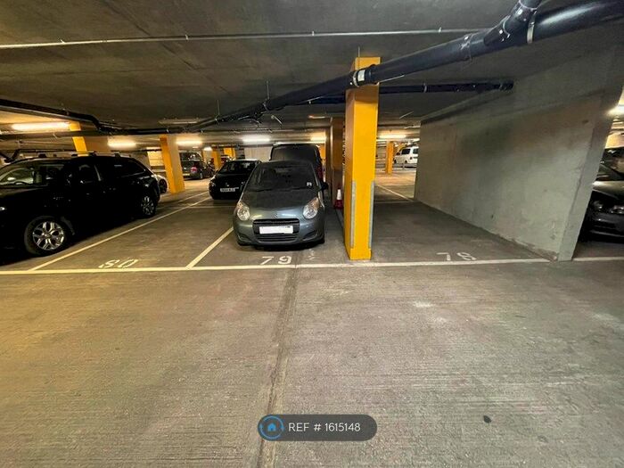 1 Bedroom Mobile/park Home To Rent In Parker Building, London, SE16