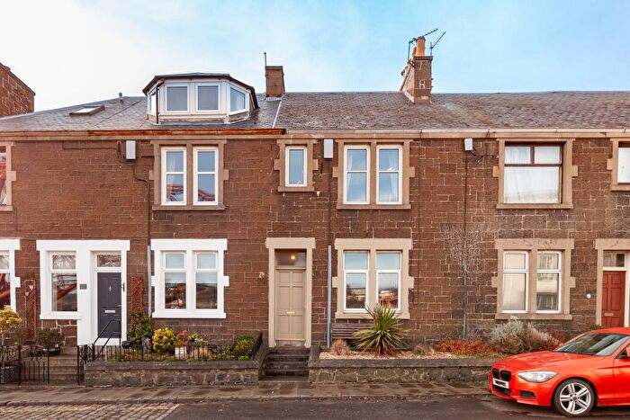 1 Bedroom Flat For Sale In Pierhead Building, North Queensferry, KY11