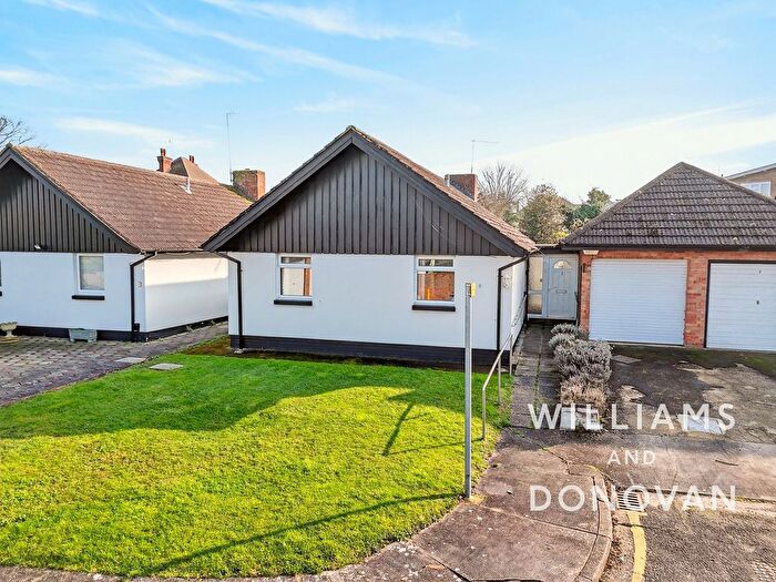 3 Bedroom Detached Bungalow For Sale In Gleneagles, Benfleet, SS7