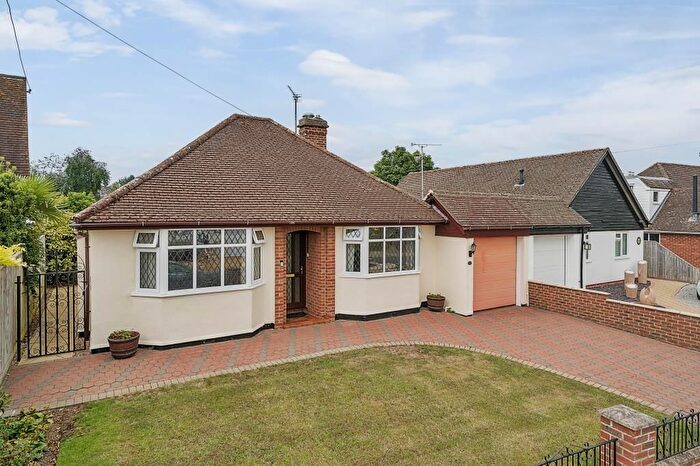 3 Bedroom Detached Bungalow For Sale In Wootton, Oxfordshire, OX13