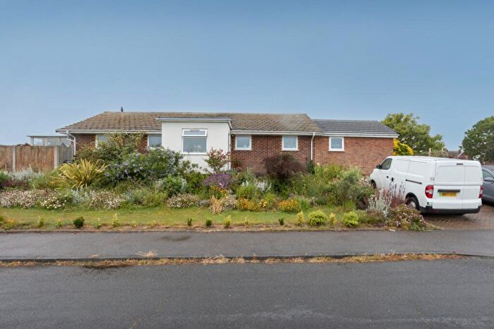 3 Bedroom Bungalow For Sale In Princess Margaret Avenue, Cliftonville, Margate, Kent, CT9