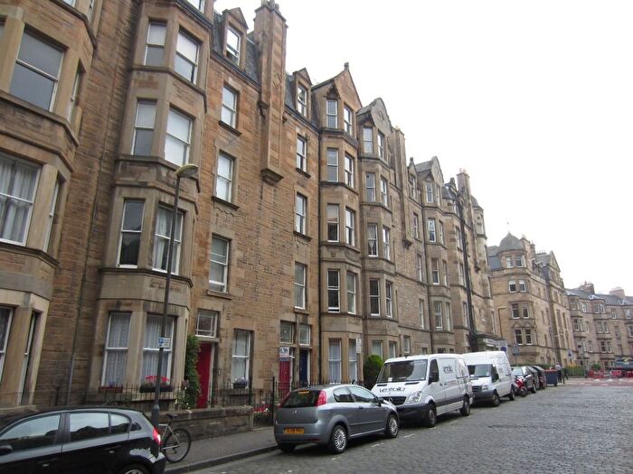 3 Bedroom Flat To Rent In Bruntsfield Avenue, Bruntsfield, Edinburgh, EH10