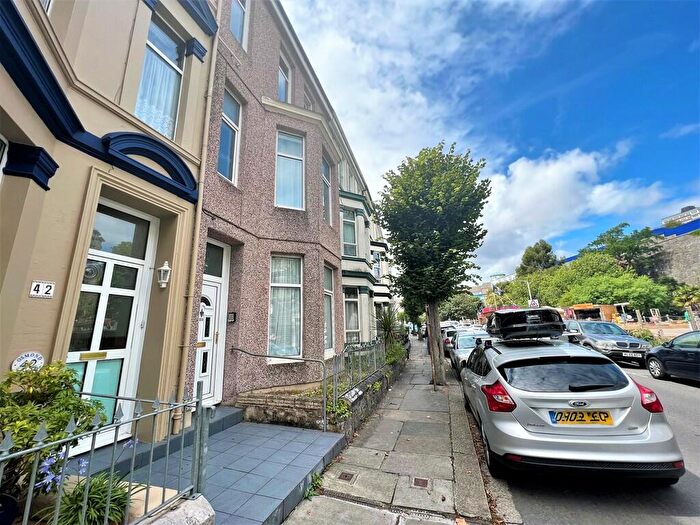 1 Bedroom Apartment To Rent In Top Floor Flat, Pier Street, PL1