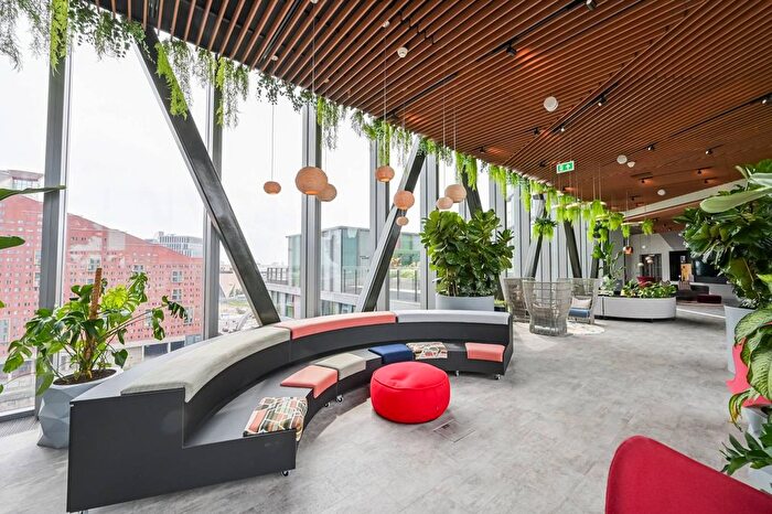 2 Bedroom Flat To Rent In Hightail Point, Stratford, London, E20